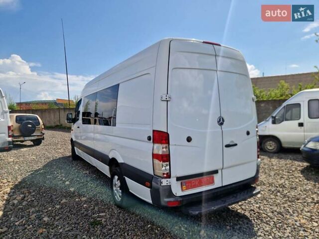 Белый Мерседес Sprinter, объемом двигателя 2.9 л и пробегом 465 тыс. км за 15999 $, фото 18 на Automoto.ua