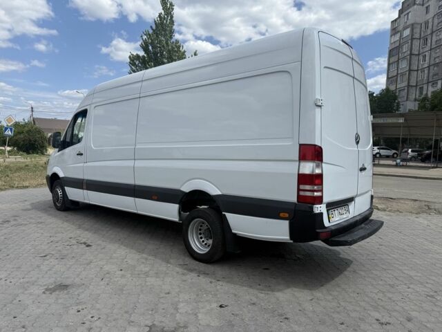 Белый Мерседес Sprinter, объемом двигателя 2.1 л и пробегом 680 тыс. км за 15000 $, фото 3 на Automoto.ua