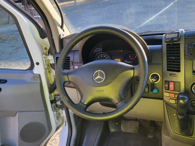 Мерседес Sprinter 2010 у Жмеренке на Automoto.ua Білий Мерседес Sprinter, об'ємом двигуна 0 л та пробігом 700 тис. км за 30948 $, фото 9 на Automoto.ua