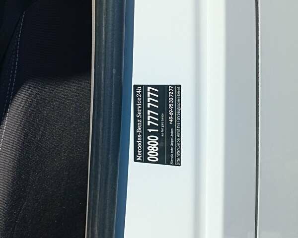 Белый Мерседес Sprinter, объемом двигателя 2.3 л и пробегом 340 тыс. км за 13800 $, фото 1 на Automoto.ua
