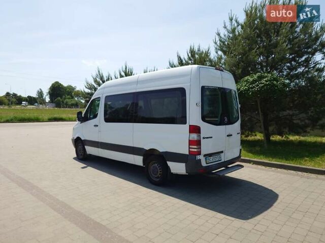 Белый Мерседес Sprinter, объемом двигателя 2.14 л и пробегом 550 тыс. км за 8700 $, фото 2 на Automoto.ua