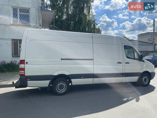Білий Мерседес Sprinter, об'ємом двигуна 2.2 л та пробігом 450 тис. км за 17800 $, фото 4 на Automoto.ua