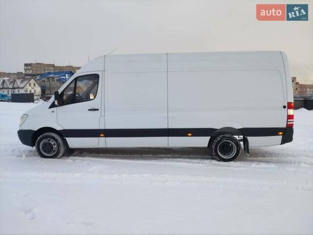 Белый Мерседес Sprinter, объемом двигателя 0 л и пробегом 186 тыс. км за 27300 $, фото 34 на Automoto.ua