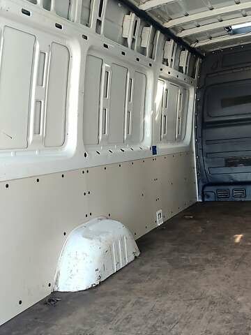 Белый Мерседес Sprinter, объемом двигателя 2.1 л и пробегом 262 тыс. км за 17200 $, фото 8 на Automoto.ua