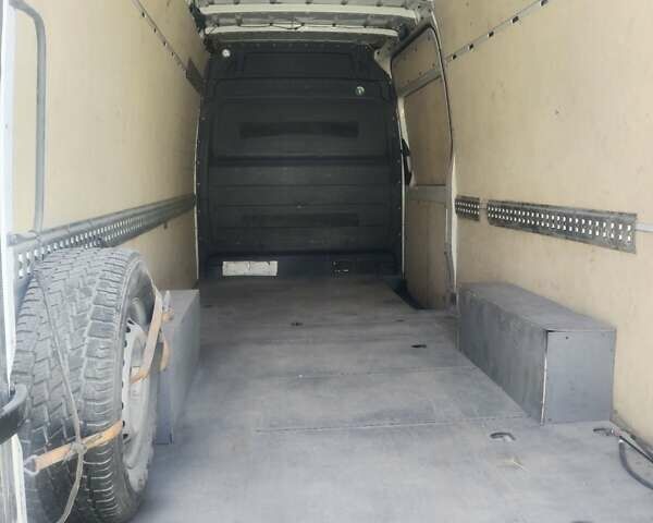 Белый Мерседес Sprinter, объемом двигателя 2.1 л и пробегом 271 тыс. км за 11000 $, фото 4 на Automoto.ua