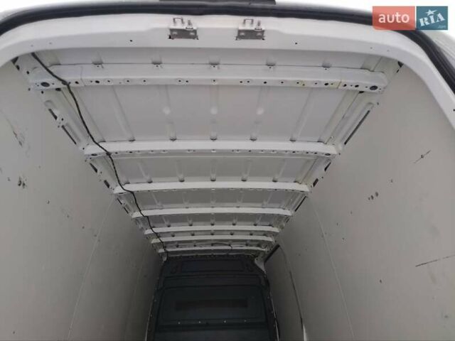 Белый Мерседес Sprinter, объемом двигателя 0 л и пробегом 186 тыс. км за 27300 $, фото 28 на Automoto.ua
