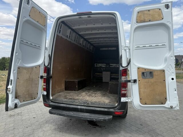 Белый Мерседес Sprinter, объемом двигателя 2.1 л и пробегом 680 тыс. км за 15000 $, фото 14 на Automoto.ua