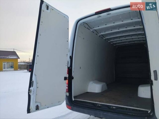 Белый Мерседес Sprinter, объемом двигателя 0 л и пробегом 186 тыс. км за 27300 $, фото 27 на Automoto.ua
