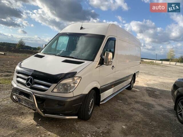 Белый Мерседес Sprinter, объемом двигателя 2.14 л и пробегом 383 тыс. км за 15400 $, фото 11 на Automoto.ua