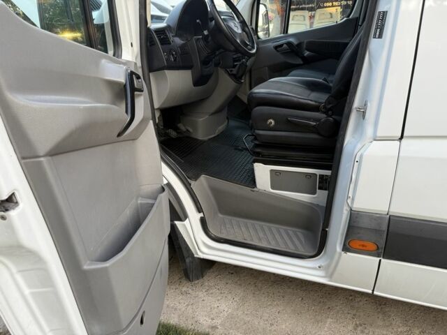 Белый Мерседес Sprinter, объемом двигателя 2.1 л и пробегом 680 тыс. км за 15000 $, фото 20 на Automoto.ua