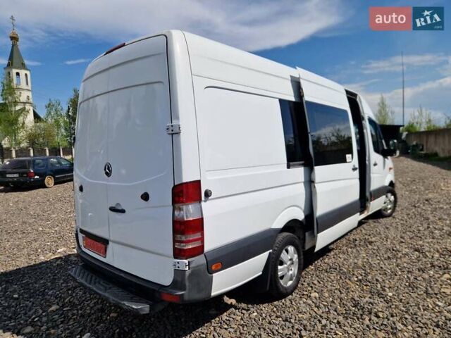 Белый Мерседес Sprinter, объемом двигателя 2.9 л и пробегом 465 тыс. км за 15999 $, фото 19 на Automoto.ua