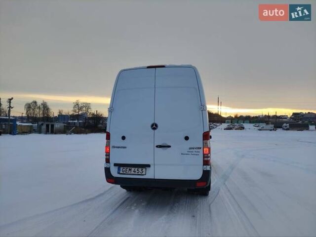 Белый Мерседес Sprinter, объемом двигателя 0 л и пробегом 186 тыс. км за 27300 $, фото 5 на Automoto.ua