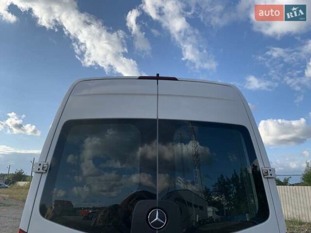Белый Мерседес Sprinter, объемом двигателя 2.14 л и пробегом 383 тыс. км за 15400 $, фото 57 на Automoto.ua