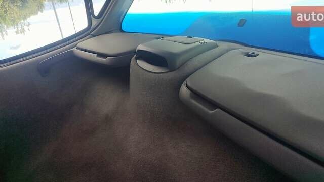 Белый Мерседес Sprinter, объемом двигателя 2.1 л и пробегом 262 тыс. км за 17200 $, фото 19 на Automoto.ua