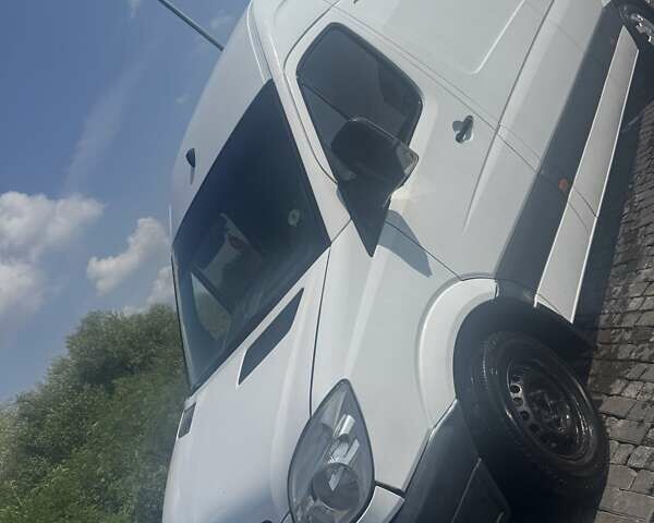 Белый Мерседес Sprinter, объемом двигателя 2.14 л и пробегом 295 тыс. км за 10500 $, фото 5 на Automoto.ua