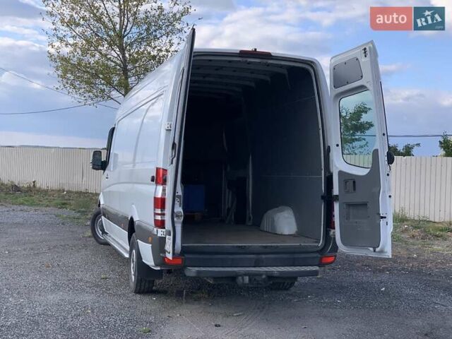 Белый Мерседес Sprinter, объемом двигателя 2.14 л и пробегом 383 тыс. км за 15400 $, фото 71 на Automoto.ua