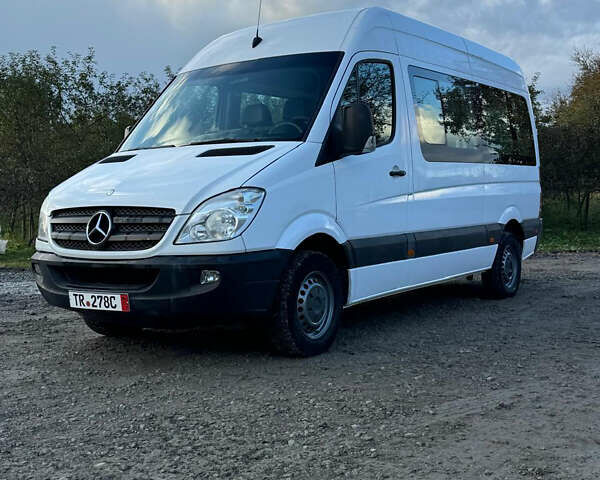 Белый Мерседес Sprinter, объемом двигателя 0 л и пробегом 390 тыс. км за 16700 $, фото 14 на Automoto.ua