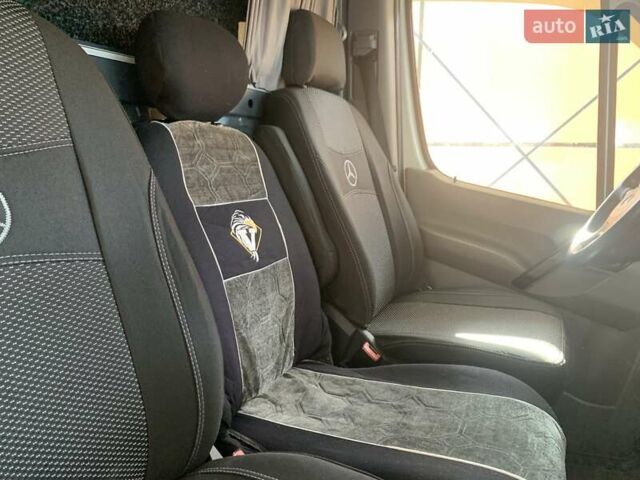 Белый Мерседес Sprinter, объемом двигателя 2.14 л и пробегом 383 тыс. км за 15400 $, фото 6 на Automoto.ua