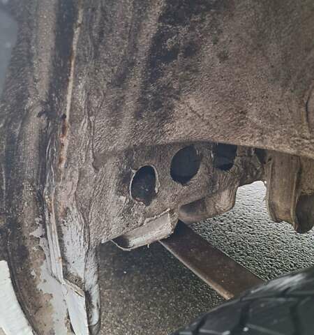 Белый Мерседес Sprinter, объемом двигателя 3.2 л и пробегом 288 тыс. км за 13600 $, фото 11 на Automoto.ua