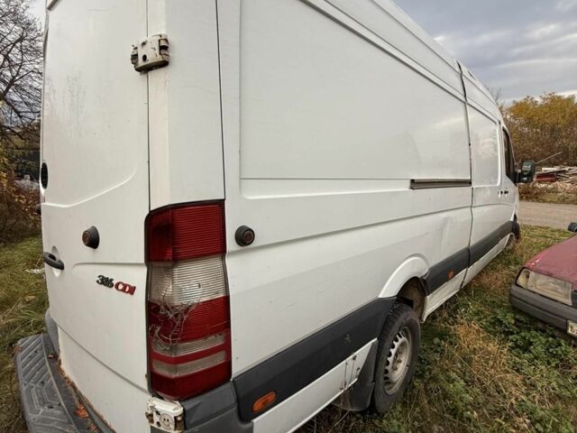 Белый Мерседес Sprinter, объемом двигателя 0 л и пробегом 3 тыс. км за 3900 $, фото 1 на Automoto.ua