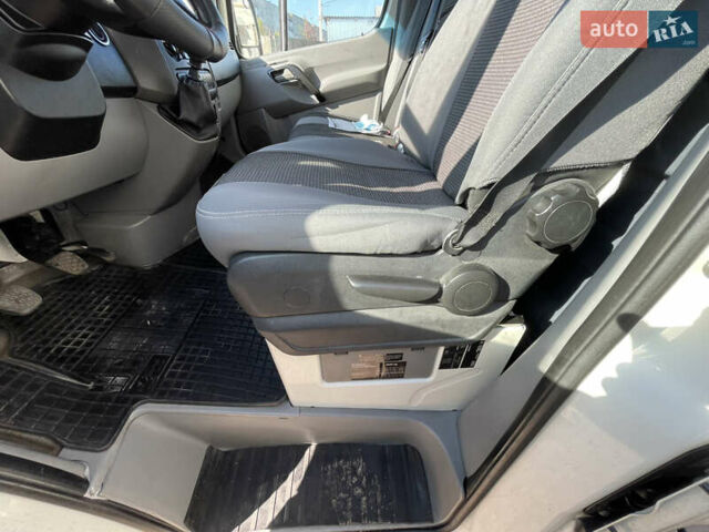 Білий Мерседес Sprinter, об'ємом двигуна 2.2 л та пробігом 450 тис. км за 17800 $, фото 25 на Automoto.ua
