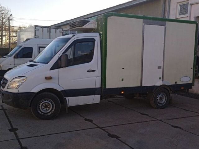 Белый Мерседес Sprinter, объемом двигателя 2.14 л и пробегом 200 тыс. км за 9267 $, фото 2 на Automoto.ua
