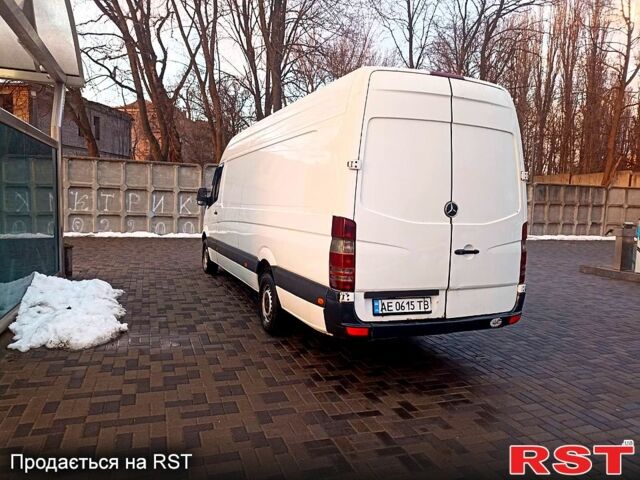 Білий Мерседес Sprinter, об'ємом двигуна 2.1 л та пробігом 370 тис. км за 15000 $, фото 2 на Automoto.ua