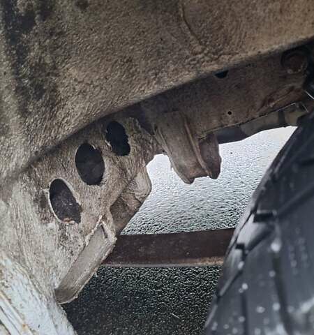 Белый Мерседес Sprinter, объемом двигателя 3.2 л и пробегом 288 тыс. км за 13600 $, фото 13 на Automoto.ua