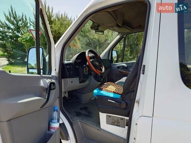 Белый Мерседес Sprinter, объемом двигателя 2.14 л и пробегом 550 тыс. км за 8700 $, фото 6 на Automoto.ua