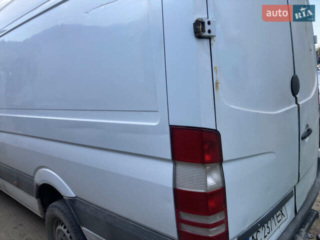 Білий Мерседес Sprinter, об'ємом двигуна 2.2 л та пробігом 680 тис. км за 10800 $, фото 9 на Automoto.ua