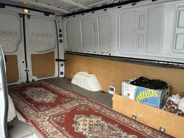 Белый Мерседес Sprinter, объемом двигателя 2.1 л и пробегом 447 тыс. км за 11222 $, фото 11 на Automoto.ua