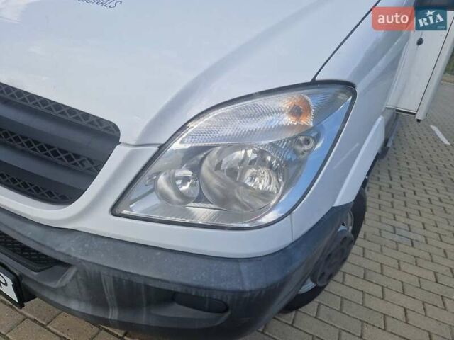 Мерседес Sprinter 2011 в Дрогобыче на Automoto.ua Белый Мерседес Sprinter, объемом двигателя 3 л и пробегом 470 тыс. км за 27300 $, фото 23 на Automoto.ua