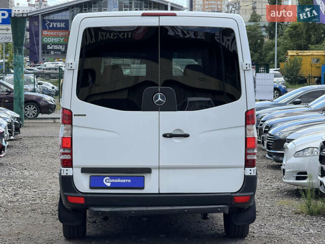 Белый Мерседес Sprinter, объемом двигателя 2.14 л и пробегом 271 тыс. км за 16500 $, фото 8 на Automoto.ua