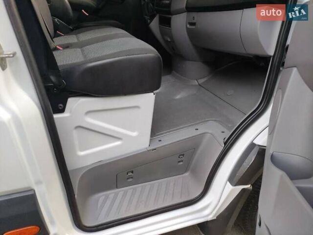 Белый Мерседес Sprinter, объемом двигателя 0 л и пробегом 186 тыс. км за 29900 $, фото 20 на Automoto.ua