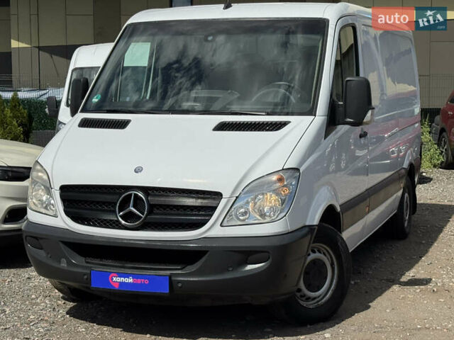 Белый Мерседес Sprinter, объемом двигателя 2.14 л и пробегом 271 тыс. км за 16500 $, фото 1 на Automoto.ua