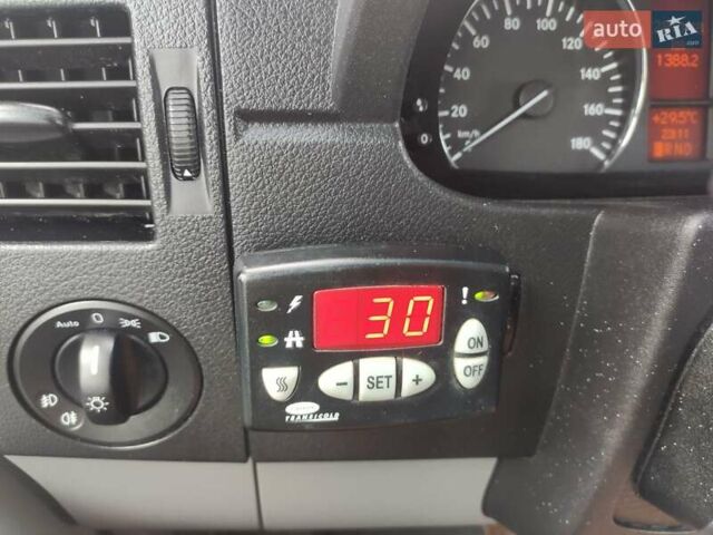 Білий Мерседес Sprinter, об'ємом двигуна 0 л та пробігом 281 тис. км за 29500 $, фото 68 на Automoto.ua