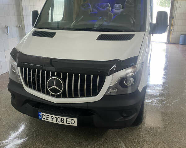 Белый Мерседес Sprinter, объемом двигателя 2.99 л и пробегом 220 тыс. км за 26800 $, фото 1 на Automoto.ua