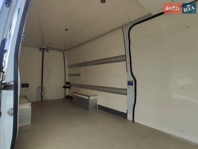 Белый Мерседес Sprinter, объемом двигателя 0 л и пробегом 281 тыс. км за 29000 $, фото 35 на Automoto.ua