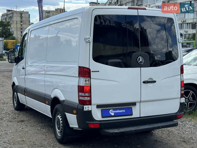 Белый Мерседес Sprinter, объемом двигателя 2.14 л и пробегом 271 тыс. км за 16500 $, фото 9 на Automoto.ua