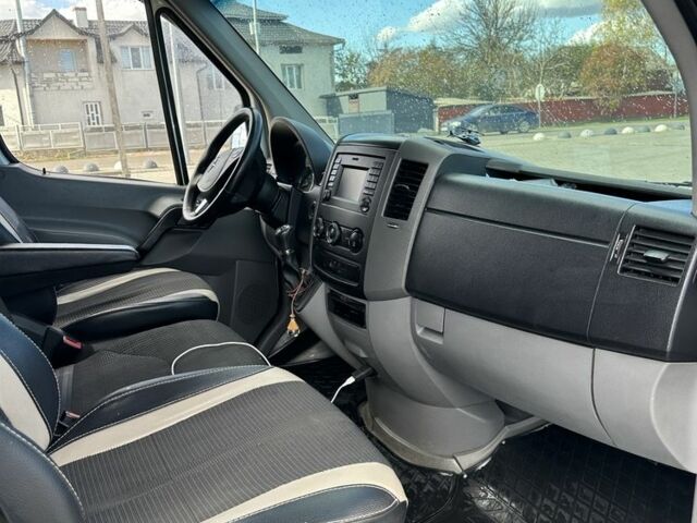 Мерседес Sprinter 2011 у Чернівцях на Automoto.ua Білий Мерседес Sprinter, об'ємом двигуна 2.1 л та пробігом 386 тис. км за 15400 $, фото 5 на Automoto.ua