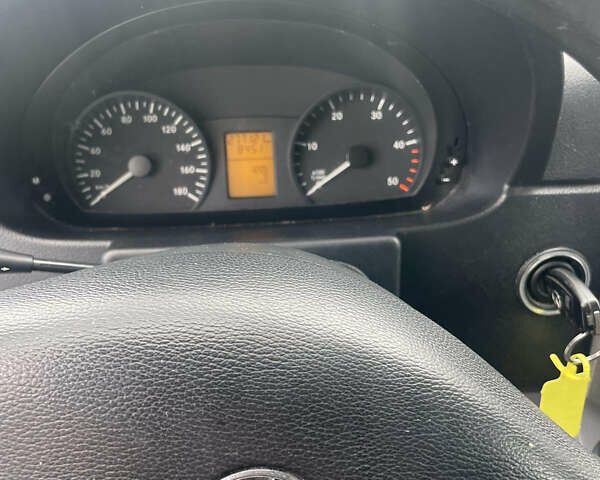 Білий Мерседес Sprinter, об'ємом двигуна 2.2 л та пробігом 277 тис. км за 12800 $, фото 6 на Automoto.ua