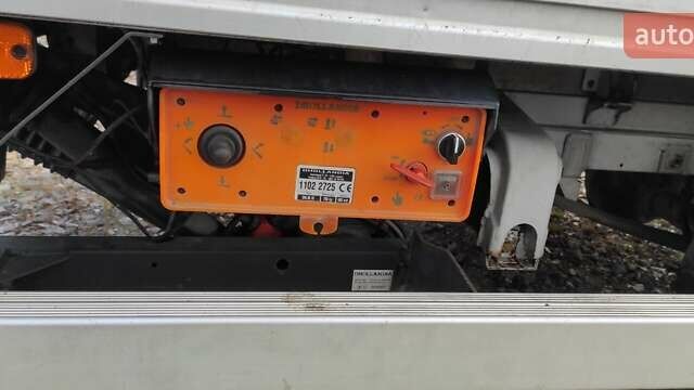 Белый Мерседес Sprinter, объемом двигателя 2.2 л и пробегом 266 тыс. км за 12999 $, фото 10 на Automoto.ua