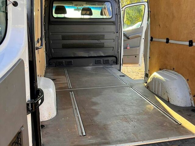 Білий Мерседес Sprinter, об'ємом двигуна 2.1 л та пробігом 303 тис. км за 10800 $, фото 4 на Automoto.ua