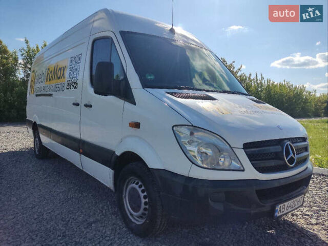 Білий Мерседес Sprinter, об'ємом двигуна 2.14 л та пробігом 425 тис. км за 12500 $, фото 2 на Automoto.ua