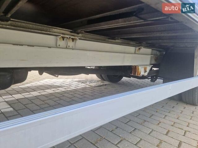 Белый Мерседес Sprinter, объемом двигателя 3 л и пробегом 470 тыс. км за 27700 $, фото 6 на Automoto.ua
