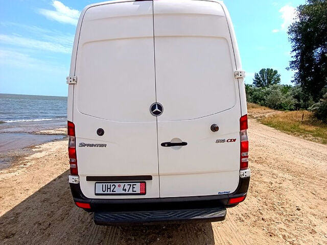 Белый Мерседес Sprinter, объемом двигателя 2.1 л и пробегом 365 тыс. км за 12300 $, фото 3 на Automoto.ua