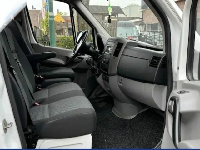 Мерседес Sprinter 2011 в Виннице на Automoto.ua Белый Мерседес Sprinter, объемом двигателя 3 л и пробегом 290 тыс. км за 29999 $, фото 15 на Automoto.ua