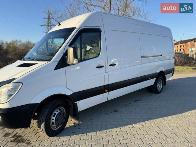 Белый Мерседес Sprinter, объемом двигателя 2.99 л и пробегом 369 тыс. км за 25800 $, фото 13 на Automoto.ua