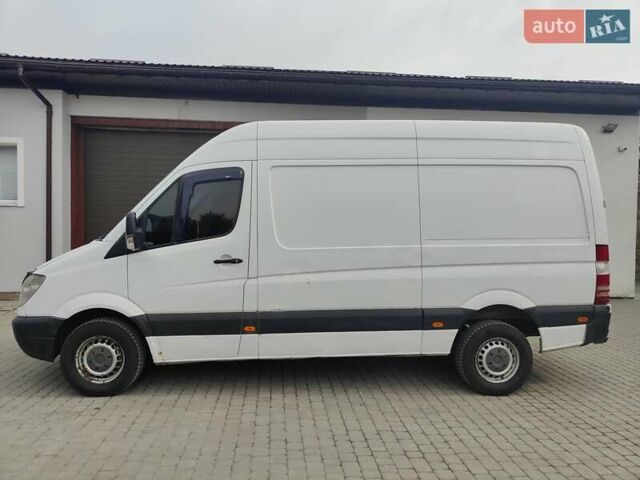 Білий Мерседес Sprinter, об'ємом двигуна 2.14 л та пробігом 563 тис. км за 10900 $, фото 5 на Automoto.ua