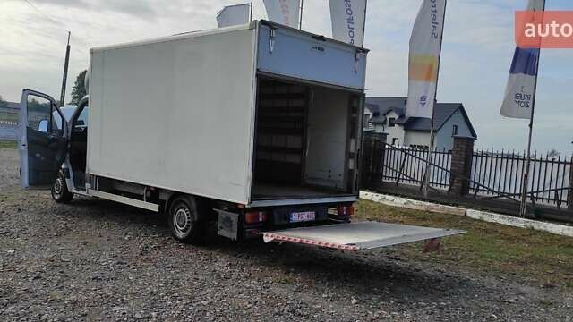 Белый Мерседес Sprinter, объемом двигателя 2.2 л и пробегом 266 тыс. км за 12999 $, фото 5 на Automoto.ua